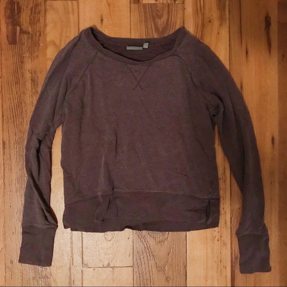 Athletic pullover